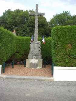 Muncq-Nieurlet monument aux morts.jpg