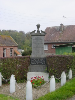 Séricourt monument aux morts.jpg