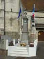 Magnicourt-en-Comté monument aux morts.jpg