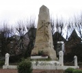 Vaulx-Vraucourt monument aux morts.jpg