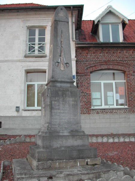Fichier:Tilloy-les-Hermaville monument aux morts.jpg