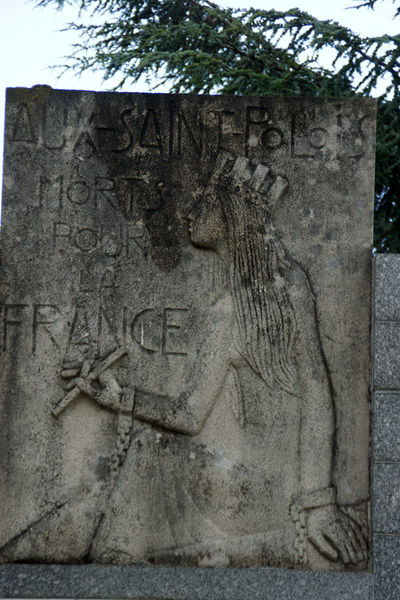 Fichier:Saint-Pol-sur-Ternoise monument aux morts4.jpg