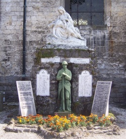 Guarbecque monument aux morts.jpg