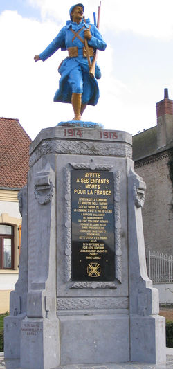 Ayette monument aux morts.jpg
