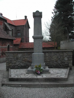Grigny monument aux morts.jpg