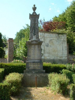 Warlincourt-les-Pas monument aux morts.jpg