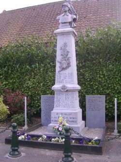 Witternesse monument aux morts.jpg