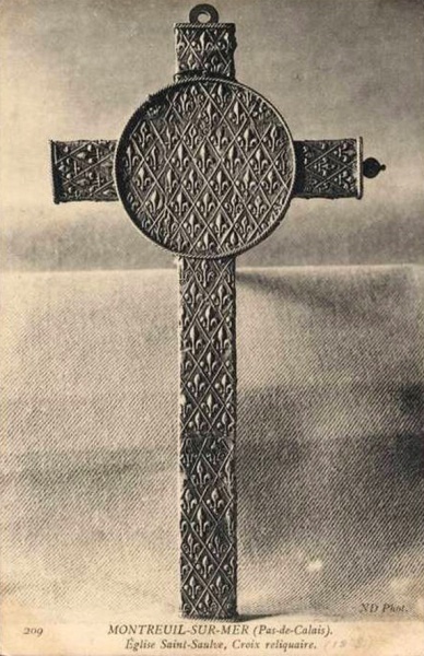 Fichier:Montreuil croix reliquaire St Saulve.jpg