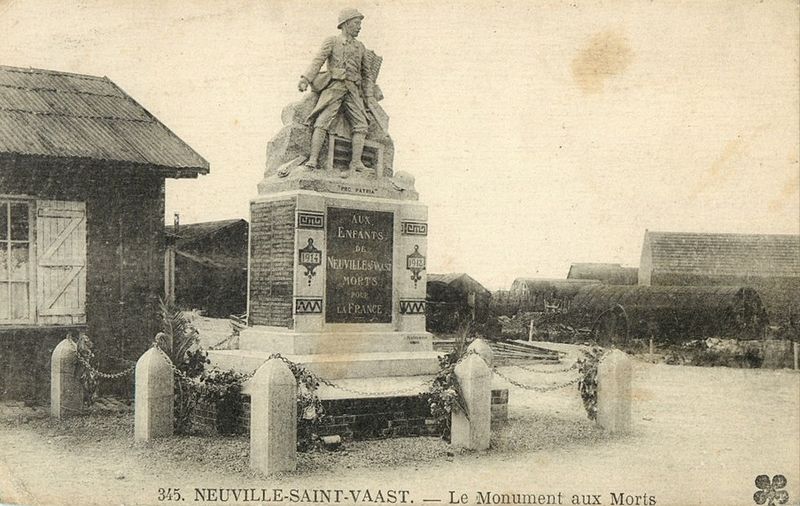 Fichier:Neuville-Saint-Vaast monument aux morts 2.jpg
