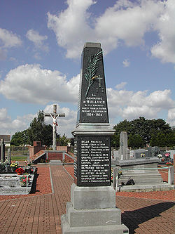 Hulluch monument aux morts.jpg