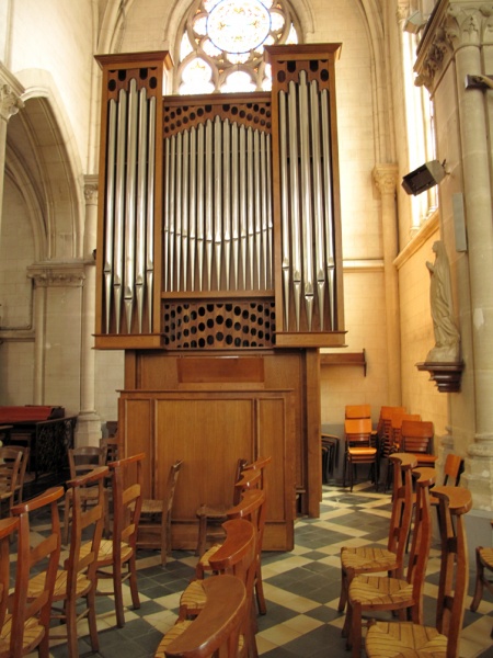 Fichier:Neuville sous Montreuil orgue.jpg