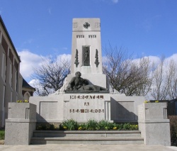 Mercatel monument aux morts.jpg