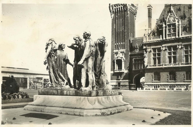 Fichier:Calais Monument des six bourgeois oblitéré en1956.jpg