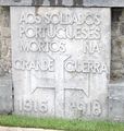 Boulogne-sur-Mer monument portugais détail.jpg