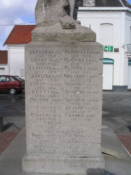 Fichier:Neuville-Saint-Vaast monument aux morts2.jpg